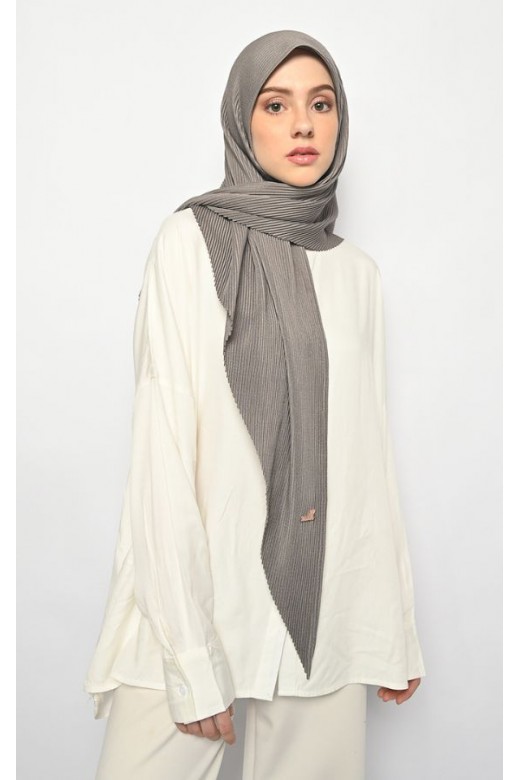 Suria Segitiga Instan Pleats Dark Grey